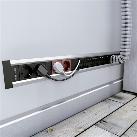 INTRO 4 prises NF + 2 vides 45x45