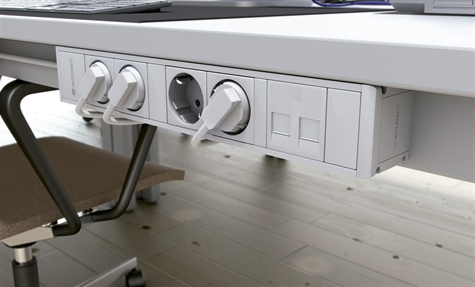 CUBO 2 stopc.SCHUKO +2 rode+houd.voor 2RJ45