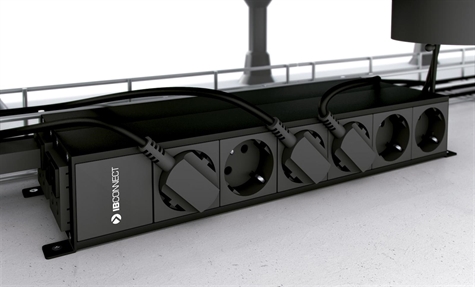 PDC 6 zwarte stopcontacten SCHUKO + 6 rode