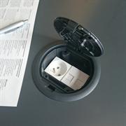 QUADRO : inbouwdoos voor bureau